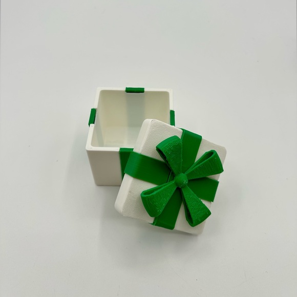 Jewelry - 2 Piece Mystery Jewelry Box - White Mystery Box with Green Bow